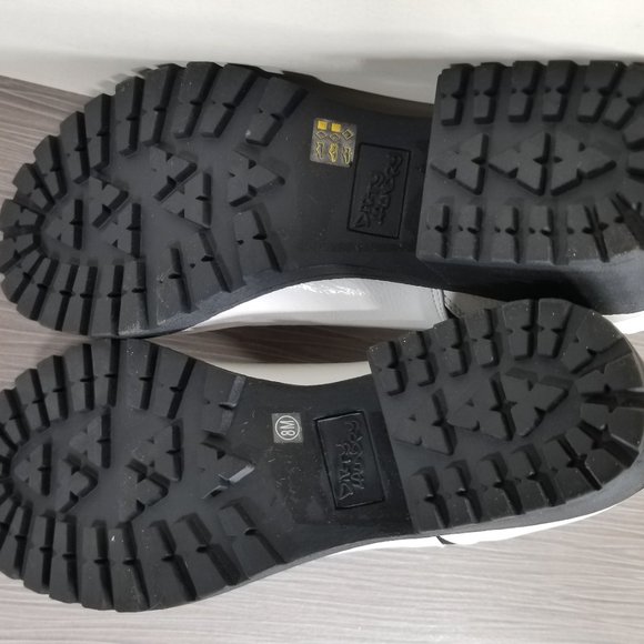 Dirty Laundry Lisbon Bootie, White & Black Faux Leather, Womens Size 8 / 38.5 - Picture 9 of 11